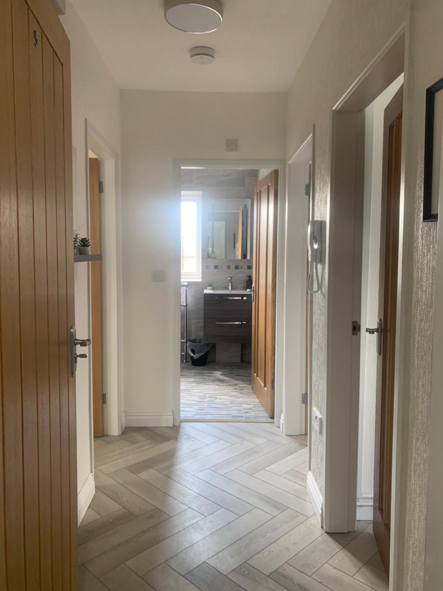 Newly Renovated, Modern 3 Bed Apartment Walmersley Εξωτερικό φωτογραφία